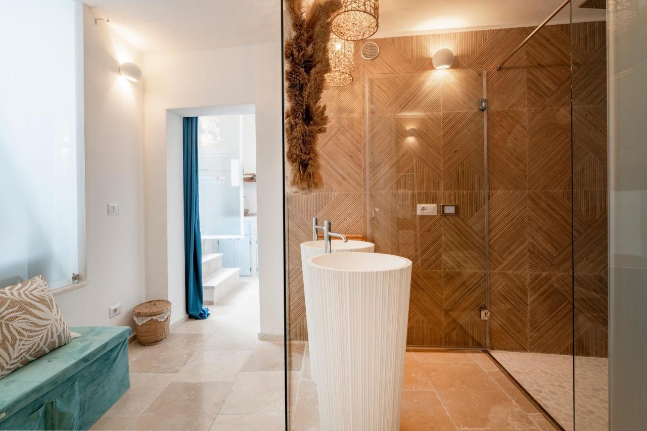 Apulia Charming Suites - Casa Lonfo Suite Sole Monopoli Esterno foto
